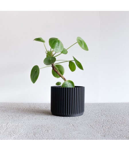 Jardinière d'intérieur Stockholm noir en bois recyclé et bioplastique - Minimum design