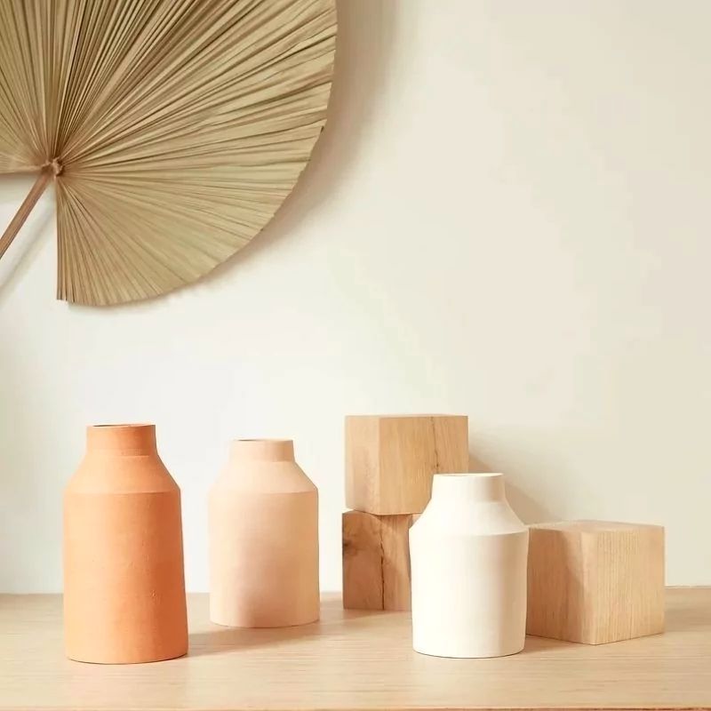 Vase artisanal en grès tendance contemporain
